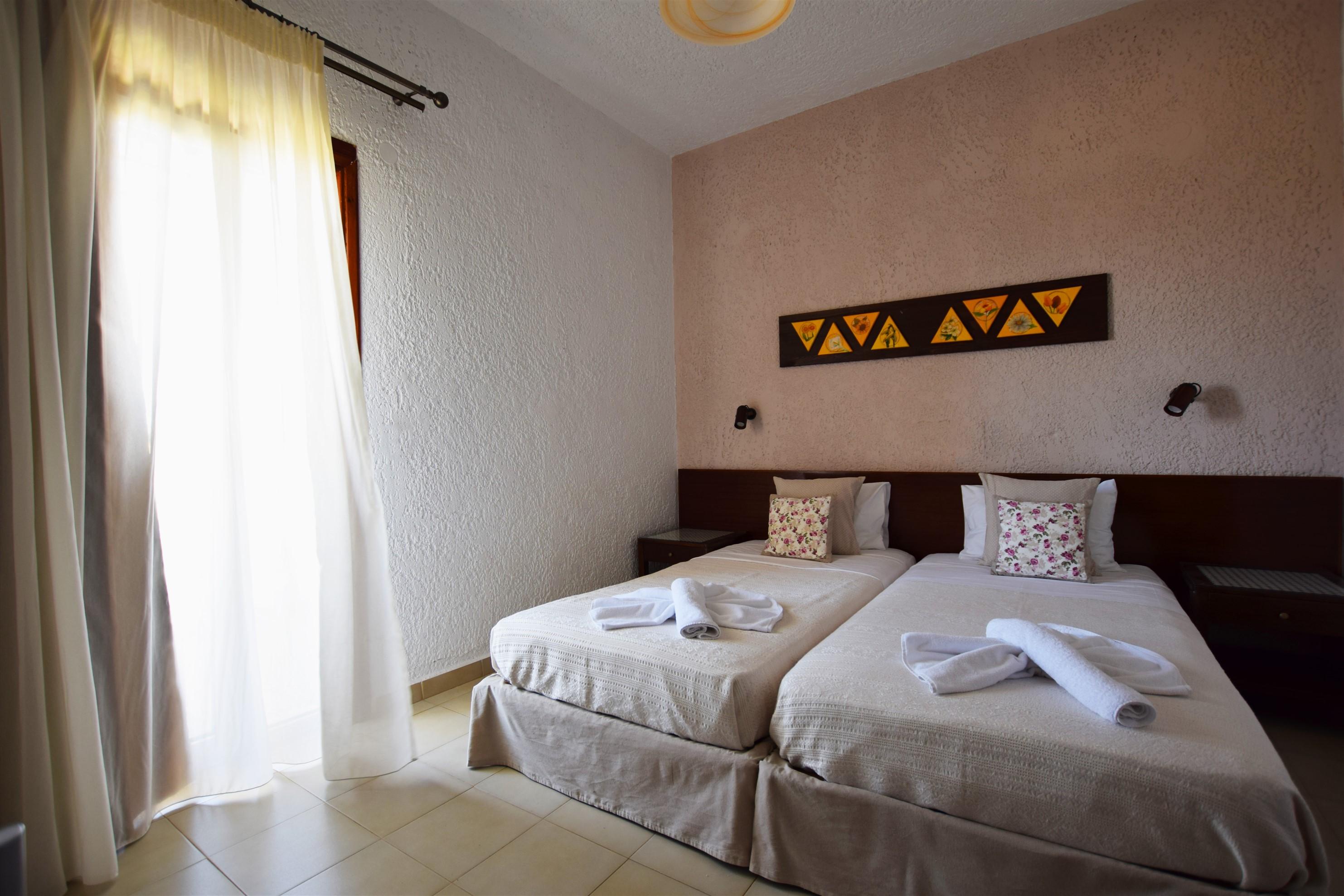 Altis Hotel Malia  Bagian luar foto