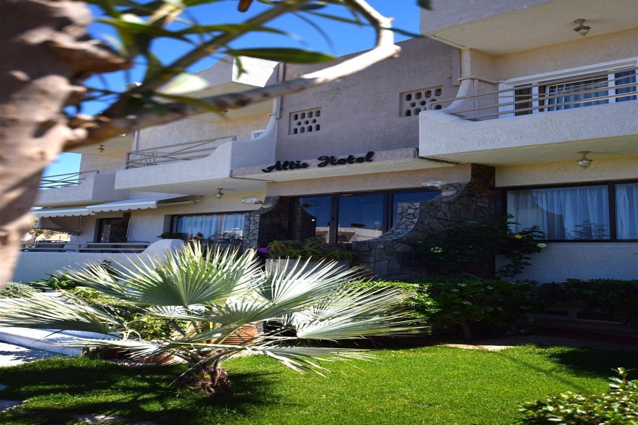 Altis Hotel Malia  Bagian luar foto